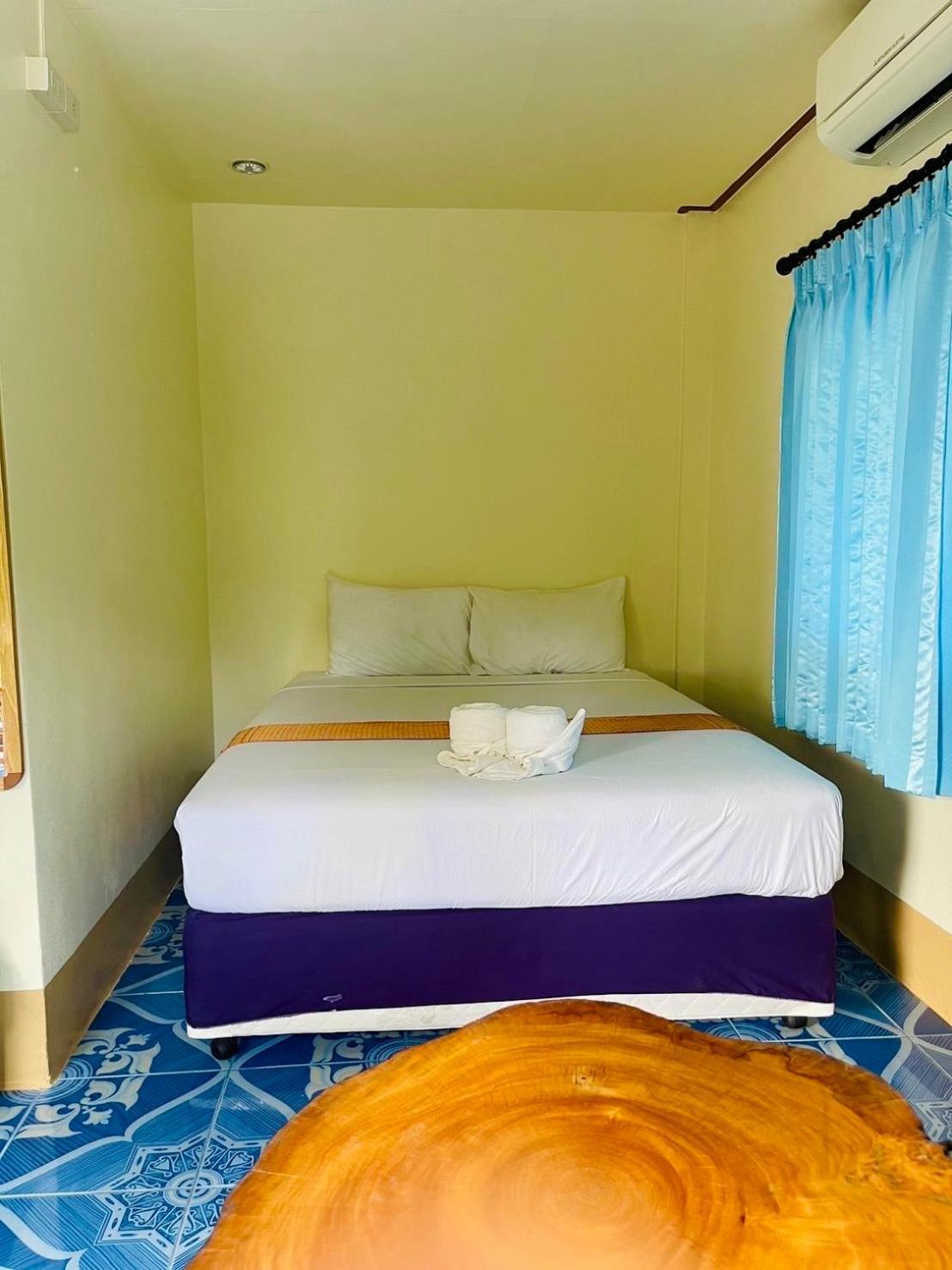 Baan Klong House Hotel Baan Khai Bagian luar foto